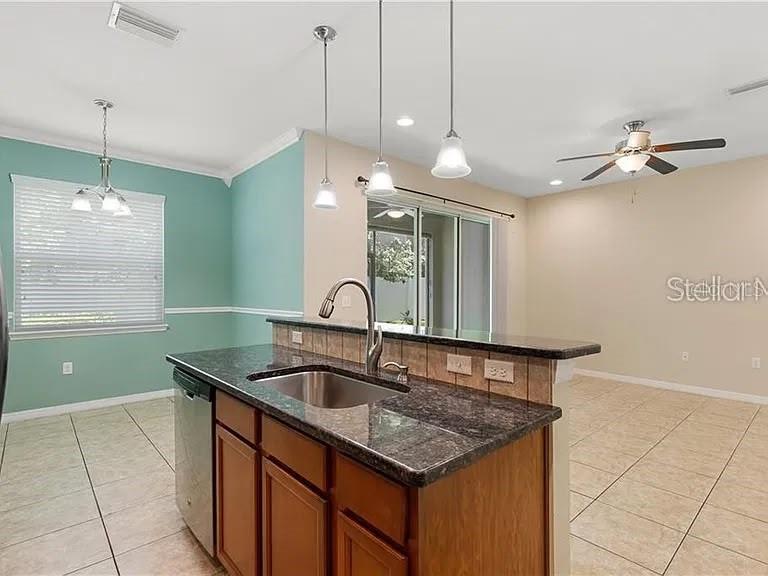 10475 WHITTINGTON COURT, Largo, FL 33773 10475 WHITTINGTON COURT, Largo, FL 33773