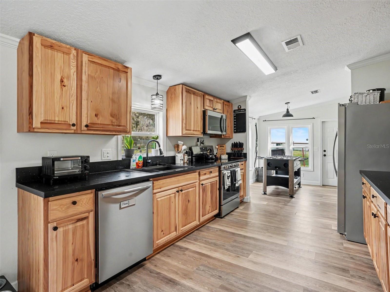 4240 WILLOW OAK ROAD, Mulberry, FL 33860