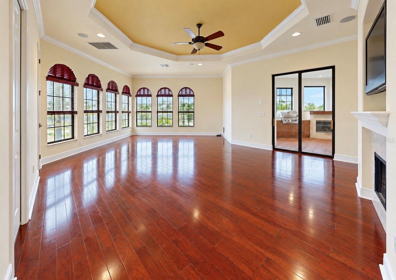 5408 TYBEE ISLAND DRIVE, Apollo Beach, FL 33572