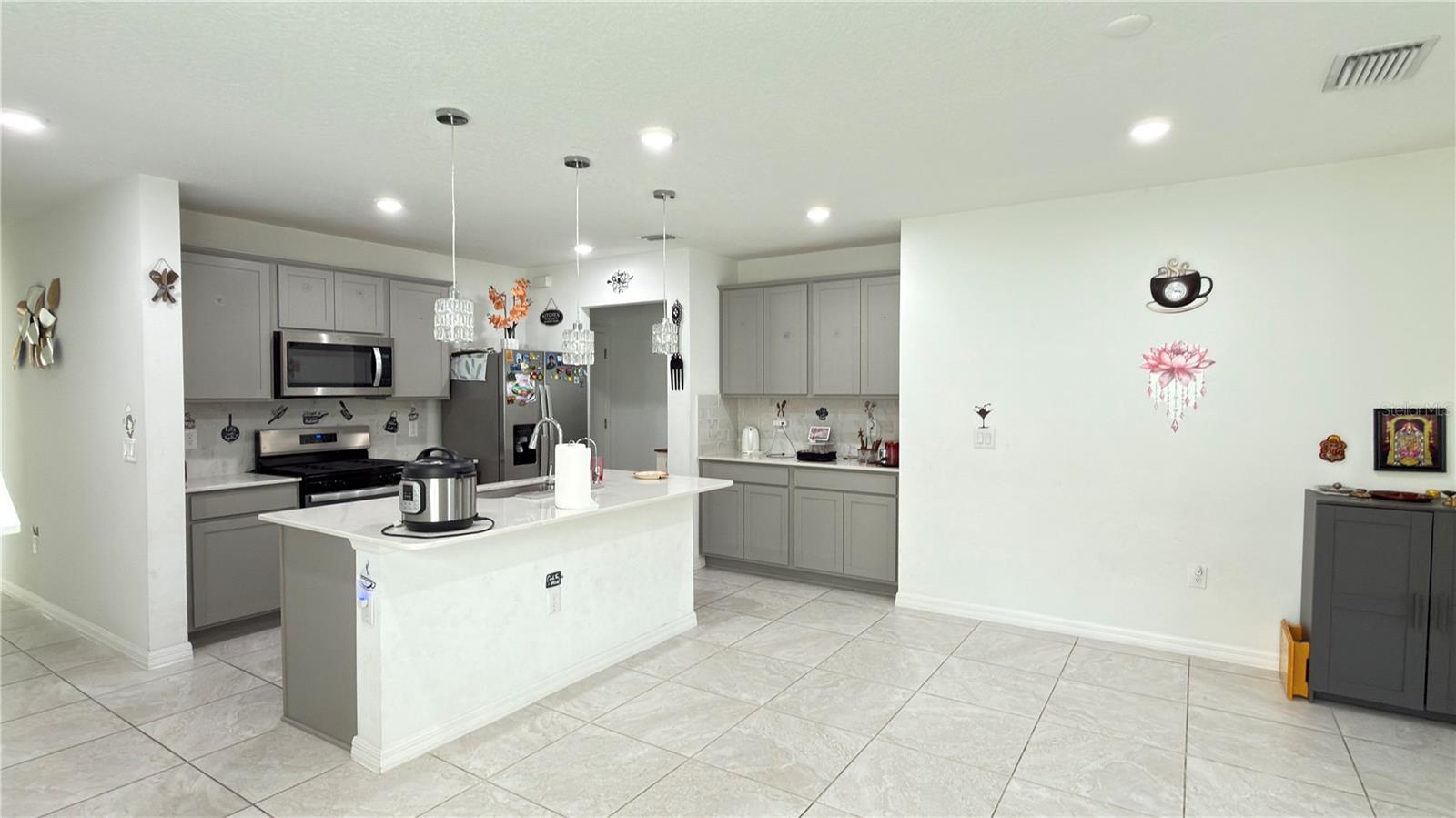 20704 BALSAM HILL ROAD, Land O Lakes, FL 34638