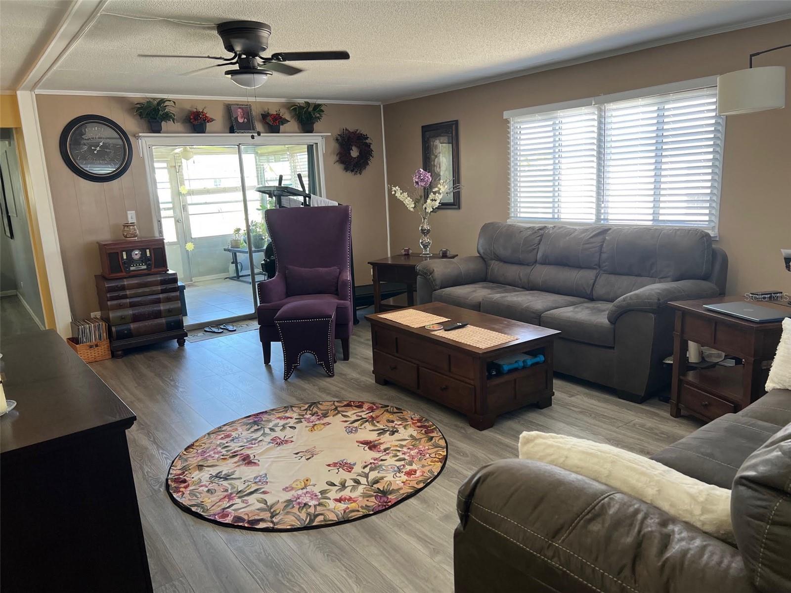 15 THATCH PALM STREET E, Largo, FL 33770