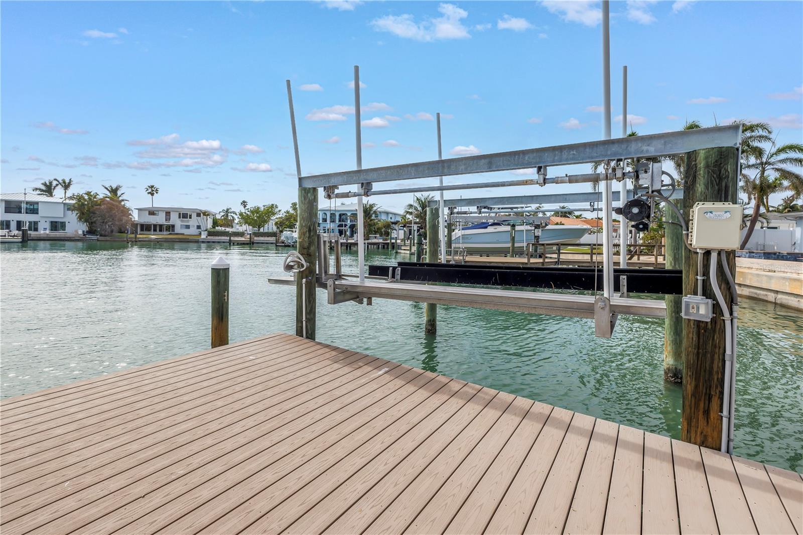 10128 YACHT CLUB DRIVE, Treasure Island, FL 33706