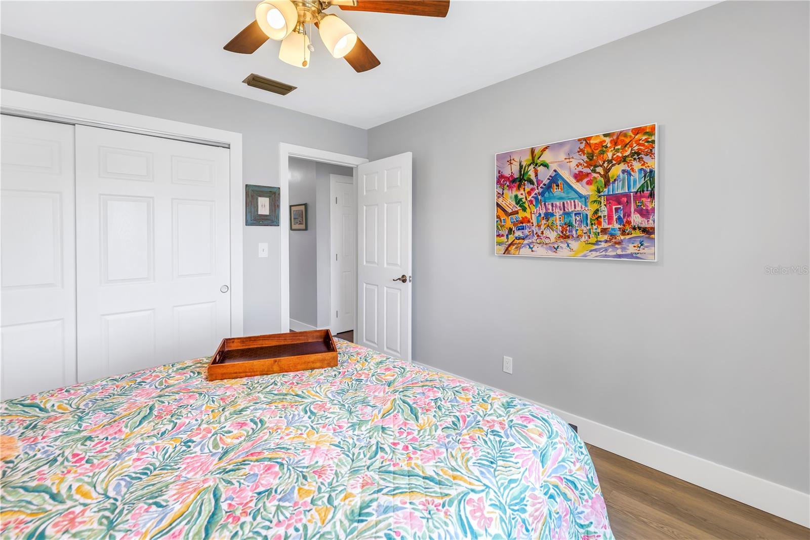 10128 YACHT CLUB DRIVE, Treasure Island, FL 33706