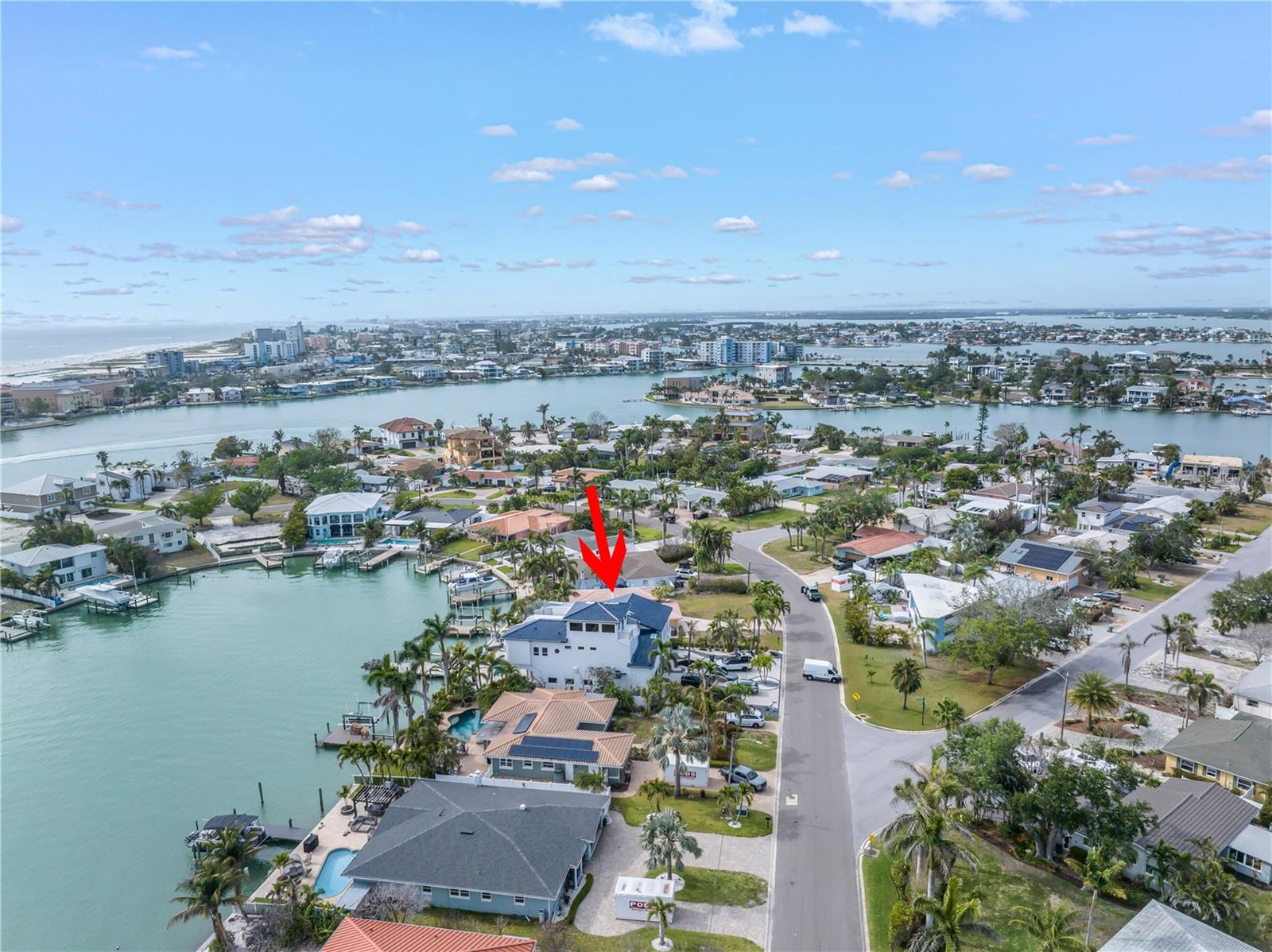 10128 YACHT CLUB DRIVE, Treasure Island, FL 33706