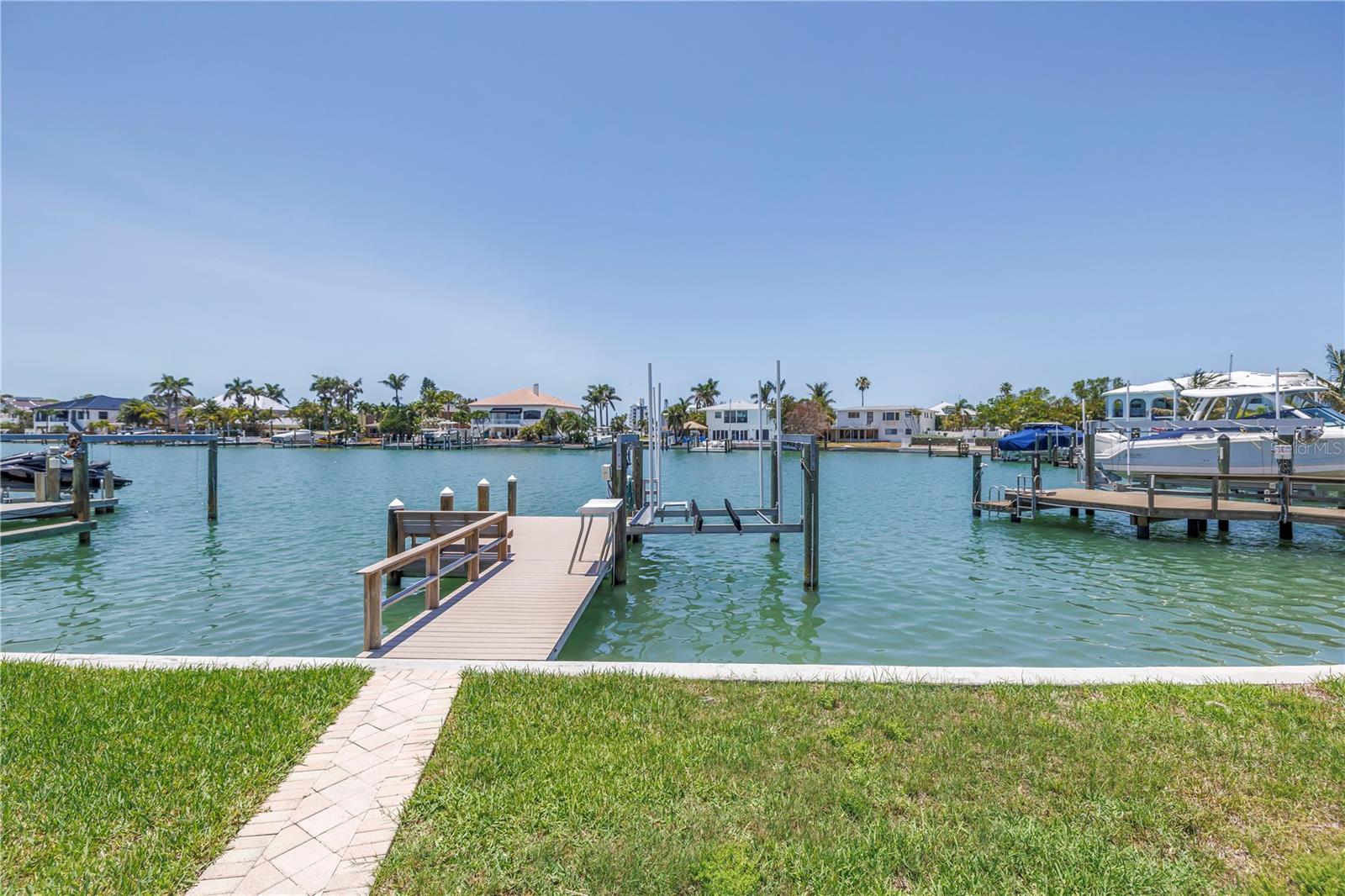10128 YACHT CLUB DRIVE, Treasure Island, FL 33706