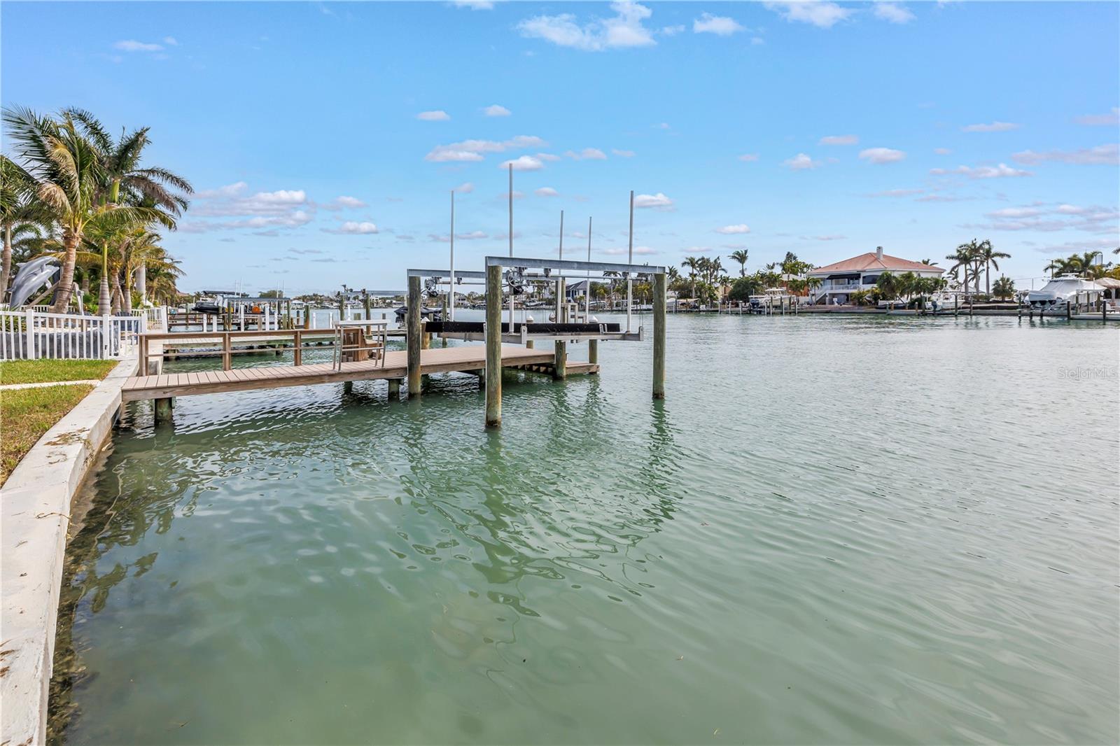 10128 YACHT CLUB DRIVE, Treasure Island, FL 33706