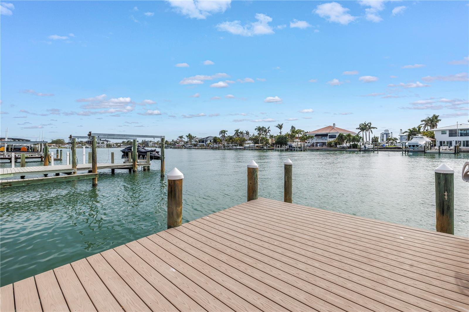 10128 YACHT CLUB DRIVE, Treasure Island, FL 33706
