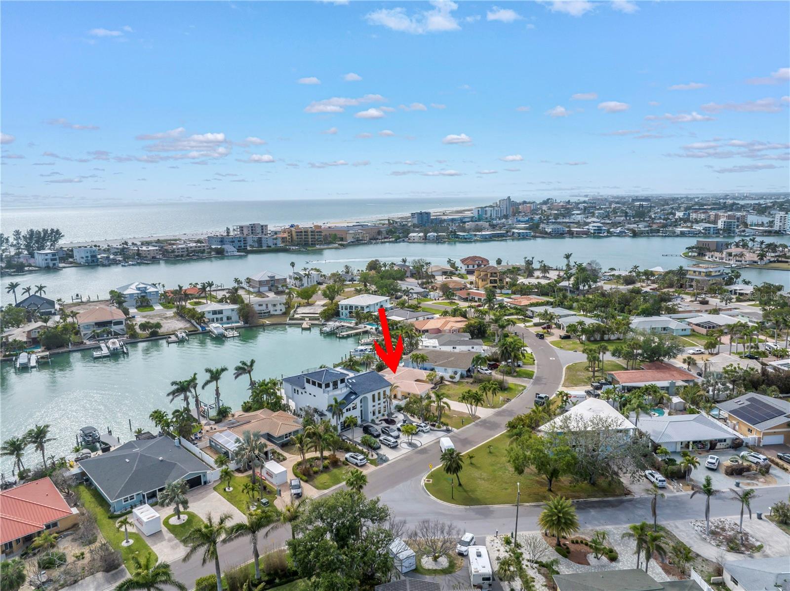 10128 YACHT CLUB DRIVE, Treasure Island, FL 33706