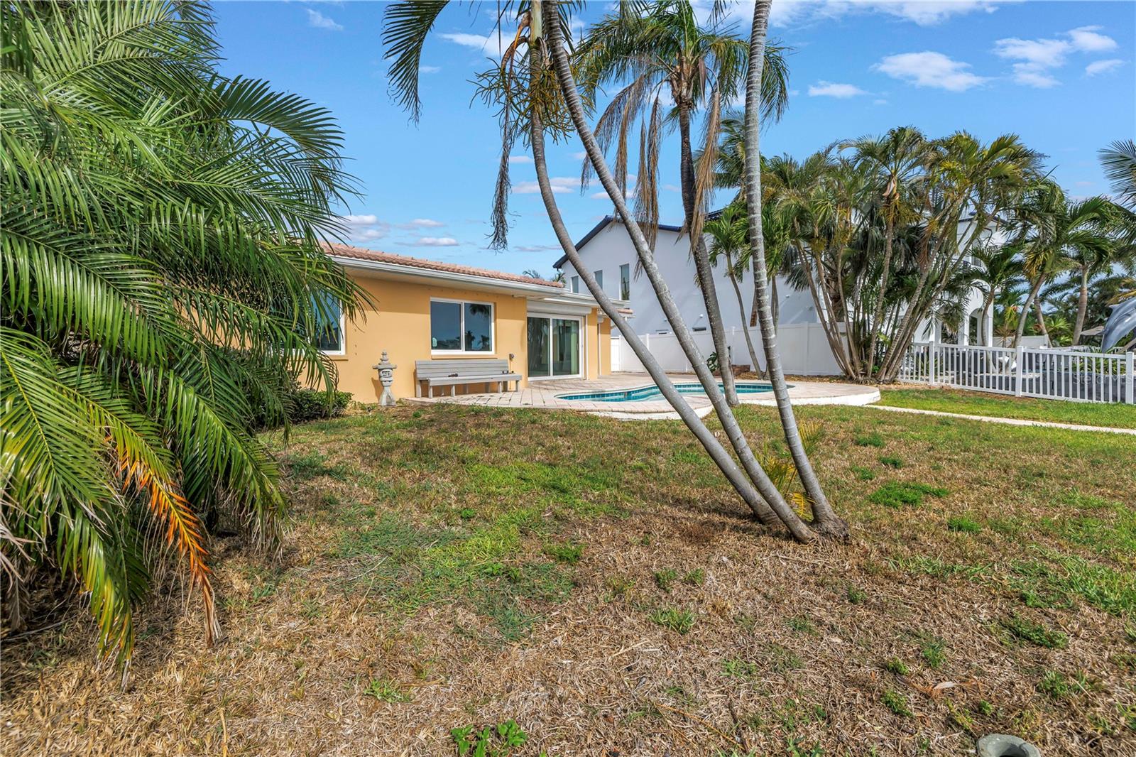 10128 YACHT CLUB DRIVE, Treasure Island, FL 33706