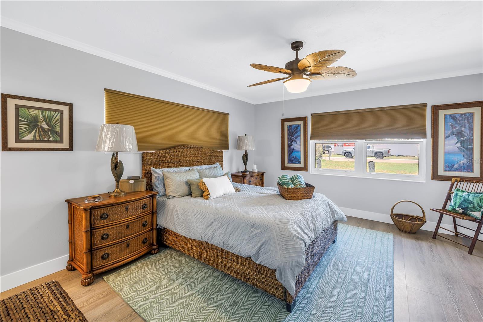 10128 YACHT CLUB DRIVE, Treasure Island, FL 33706