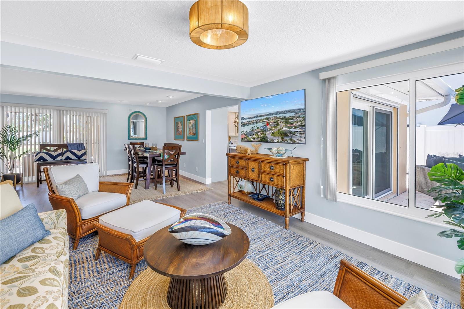 10128 YACHT CLUB DRIVE, Treasure Island, FL 33706