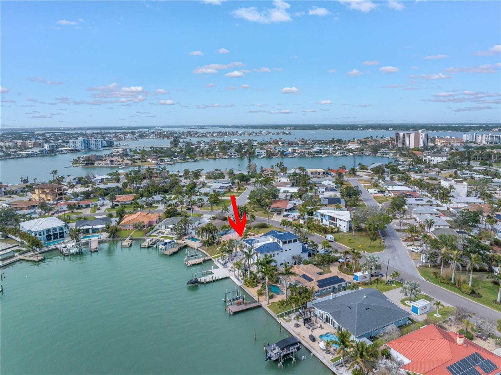 10128 YACHT CLUB DRIVE, Treasure Island, FL 33706