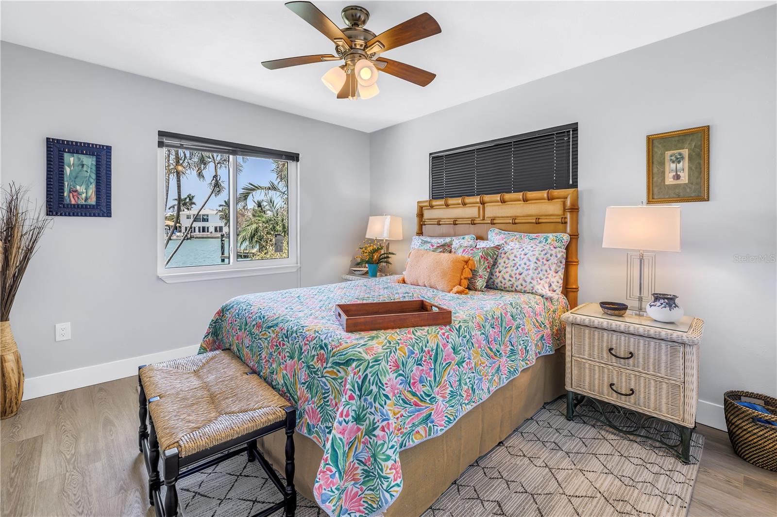 10128 YACHT CLUB DRIVE, Treasure Island, FL 33706