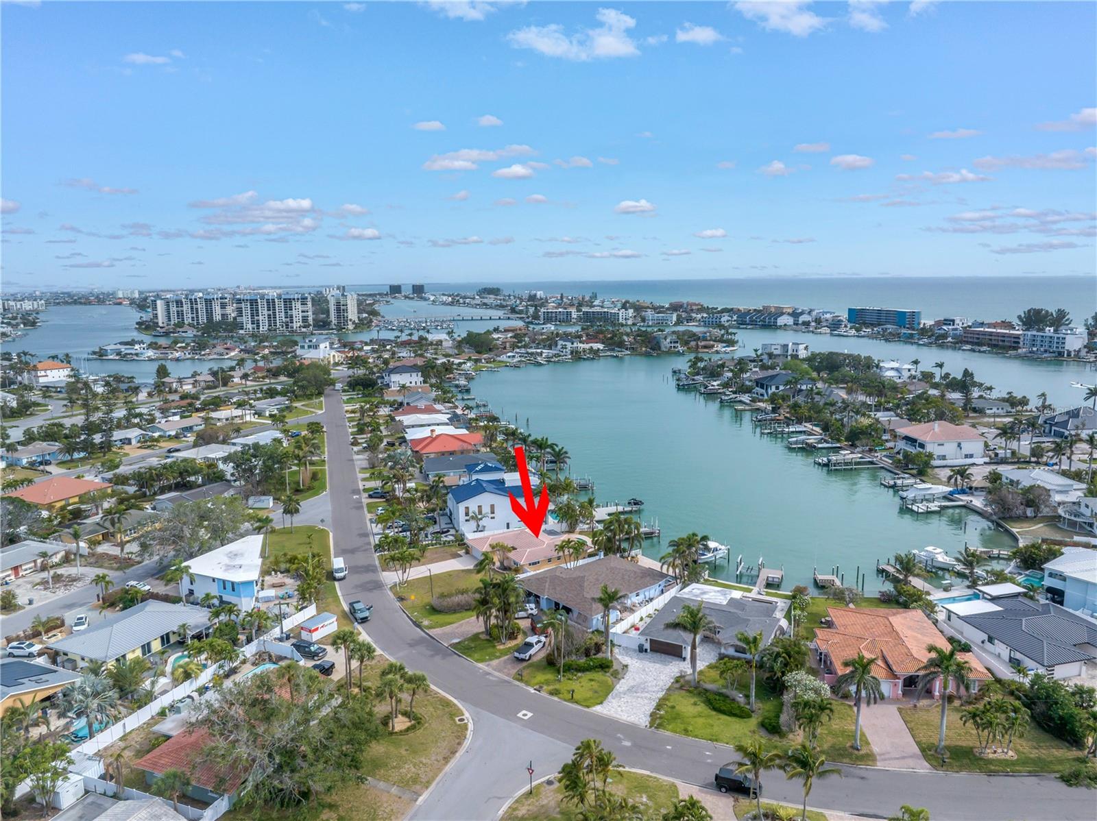 10128 YACHT CLUB DRIVE, Treasure Island, FL 33706