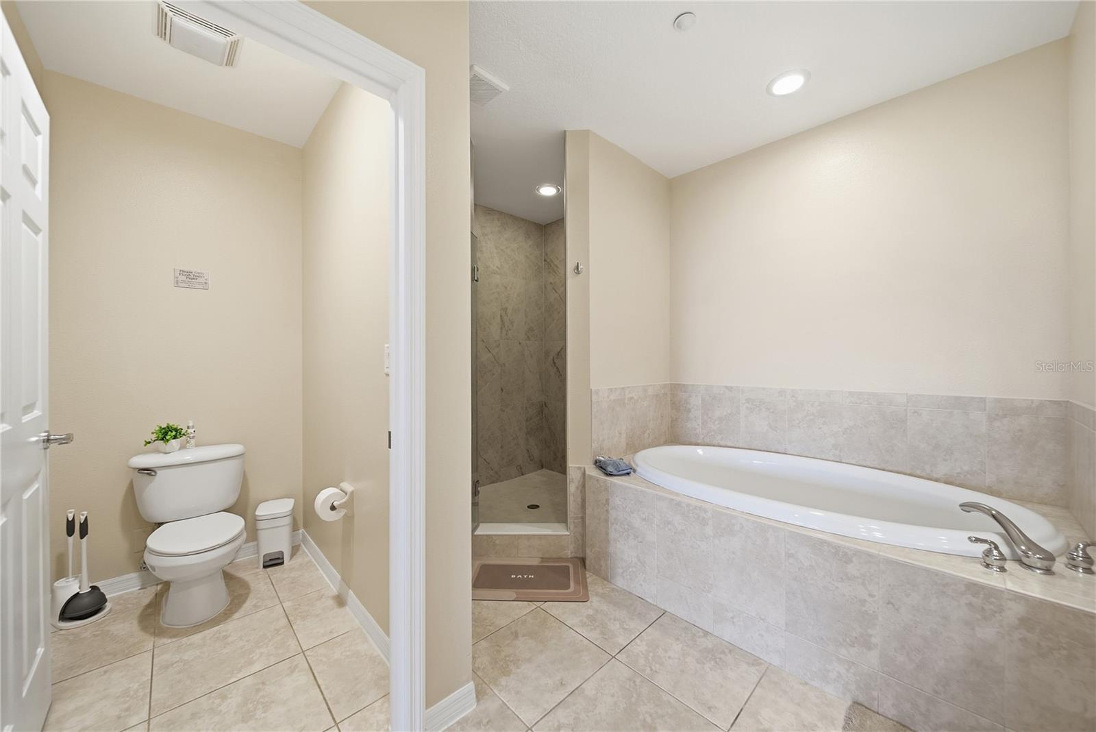 530 S GULFVIEW BOULEVARD, #203, Clearwater Beach, FL 33767