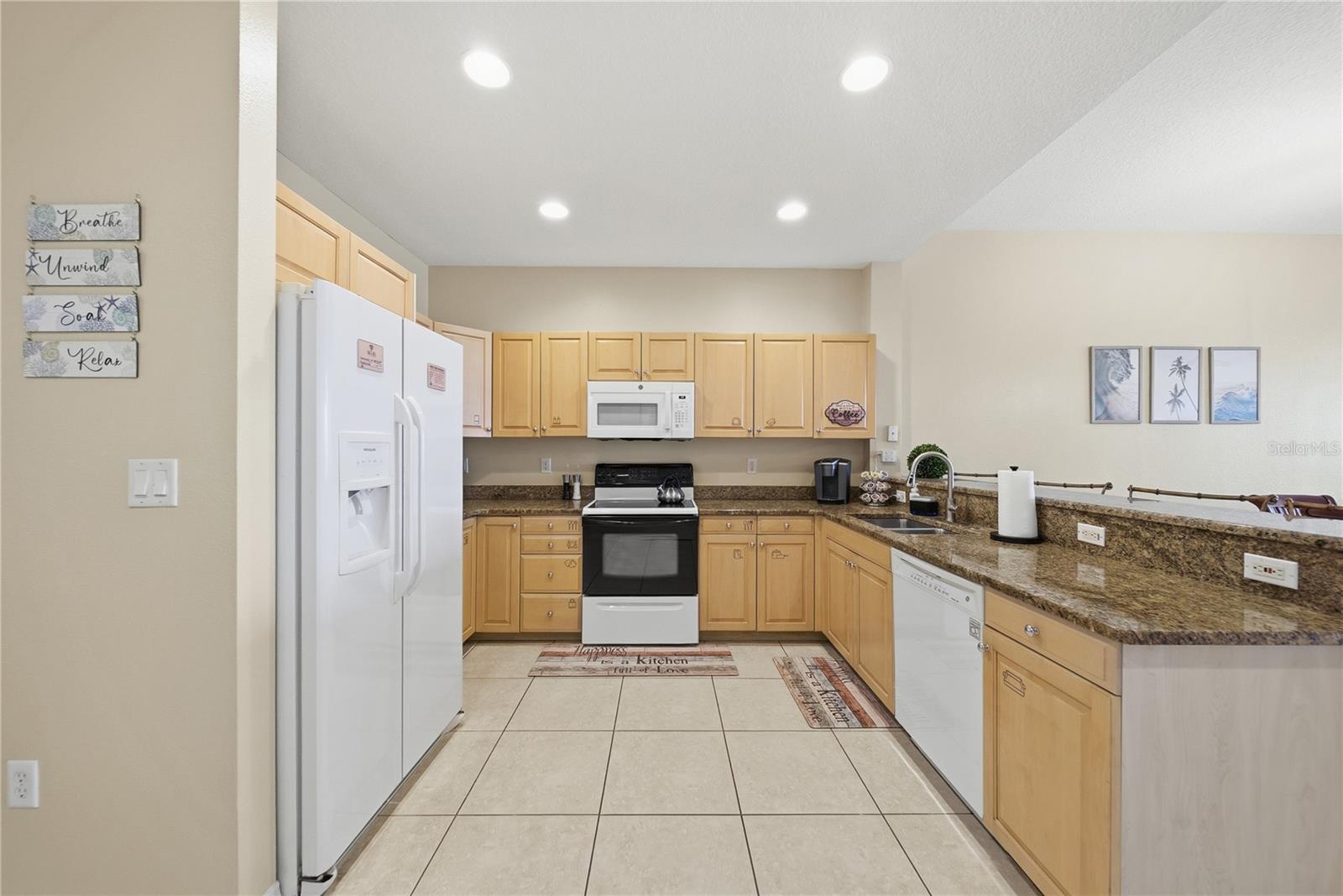 530 S GULFVIEW BOULEVARD, #203, Clearwater Beach, FL 33767
