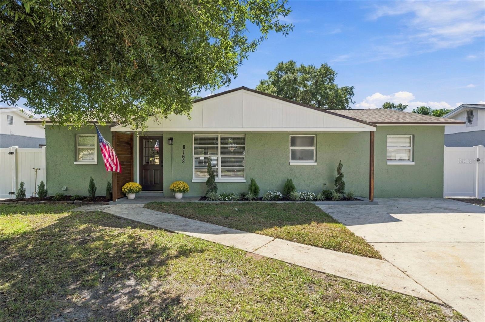 8168 82ND AVENUE, Seminole, FL 33777 8168 82ND AVENUE, Seminole, FL 33777