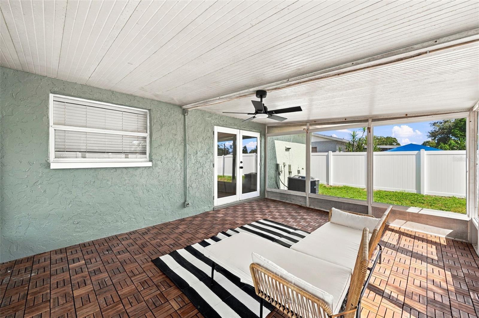 8168 82ND AVENUE, Seminole, FL 33777
