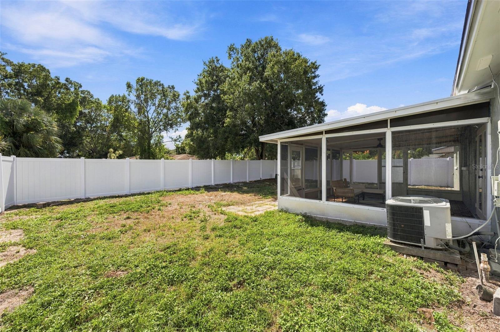 8168 82ND AVENUE, Seminole, FL 33777