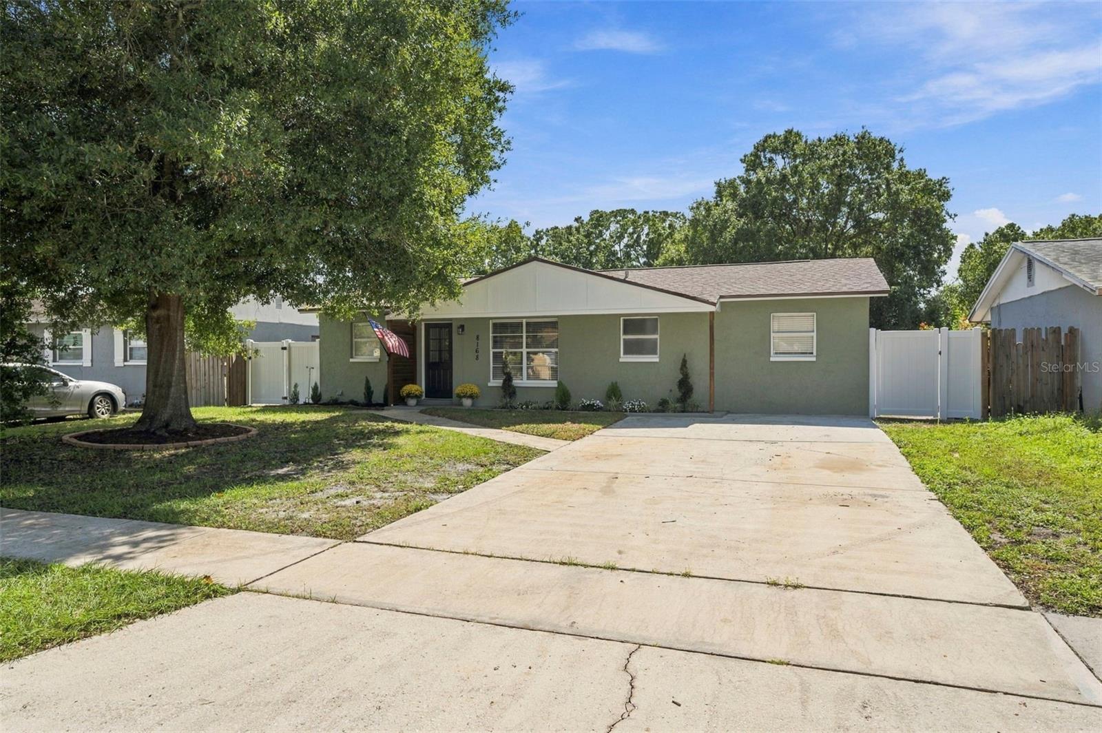 8168 82ND AVENUE, Seminole, FL 33777