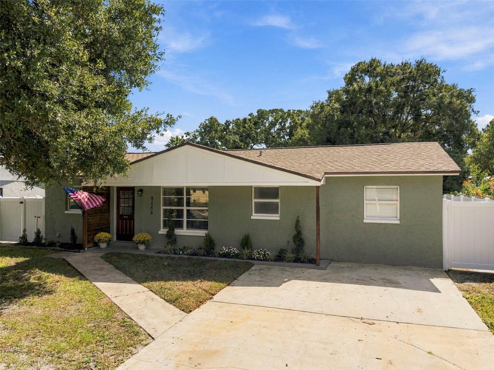 8168 82ND AVENUE, Seminole, FL 33777