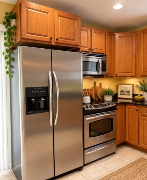 Virtually staged no countertop decor