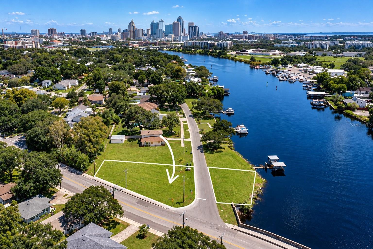 2519 N RIVERSIDE DRIVE, Tampa, FL 33602 2519 N RIVERSIDE DRIVE, Tampa, FL 33602