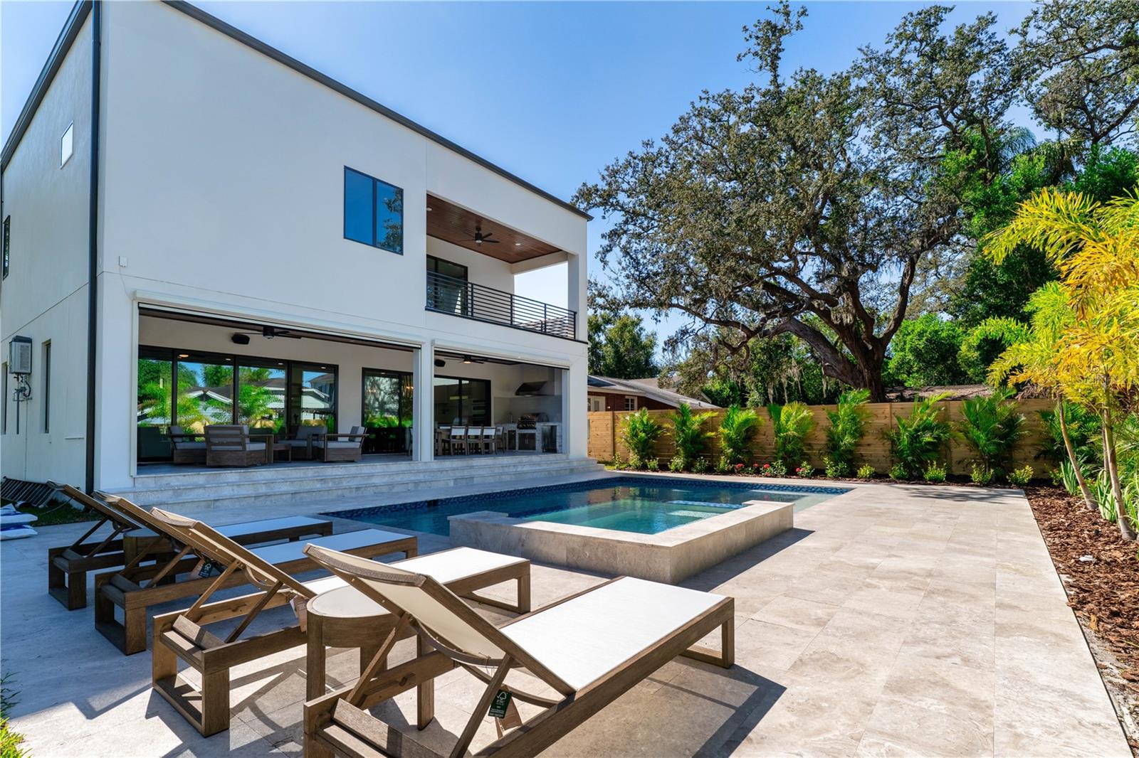 904 W FRIBLEY STREET, Tampa, FL 33603 904 W FRIBLEY STREET, Tampa, FL 33603