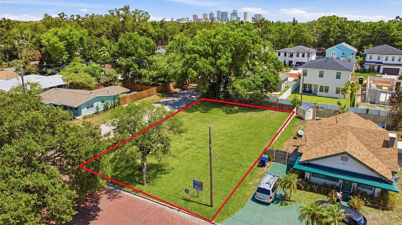 904 W FRIBLEY STREET, Tampa, FL 33603 904 W FRIBLEY STREET, Tampa, FL 33603