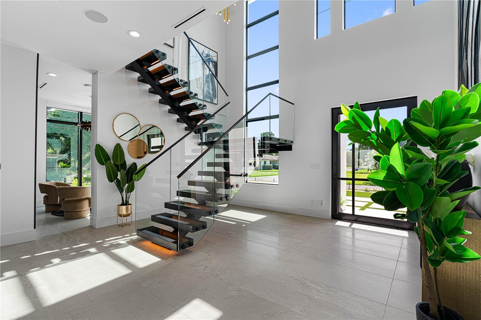 5002 W POE AVENUE, Tampa, FL 33629 5002 W POE AVENUE, Tampa, FL 33629
