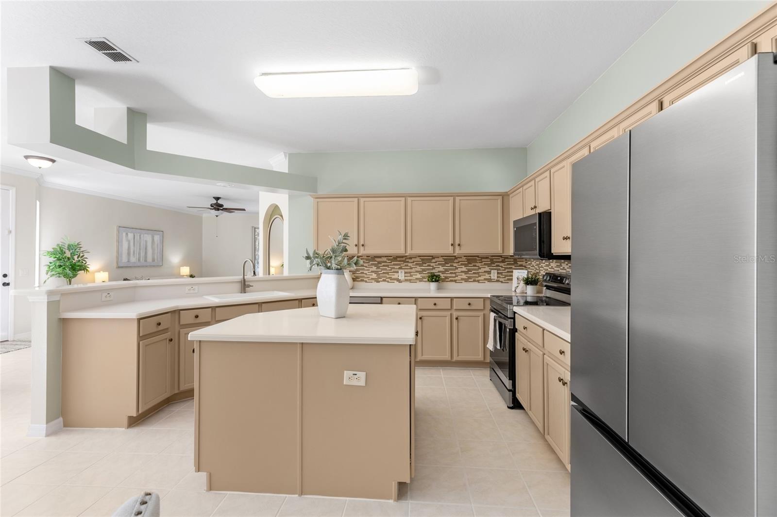 8103 SANGUINELLI ROAD, Land O Lakes, FL 34637