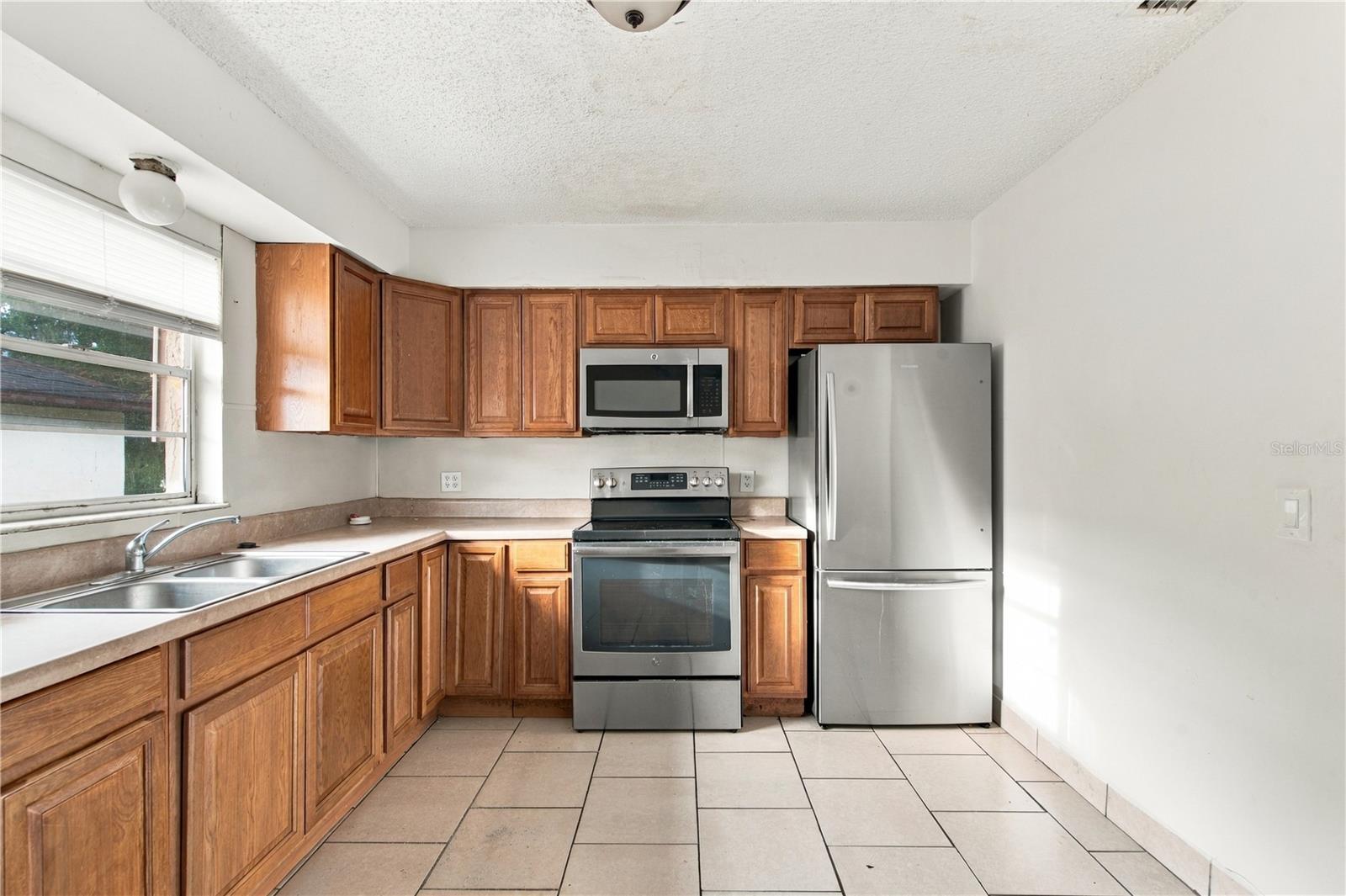 2461 CHESTNUT WOODS DRIVE, Lakeland, FL 33815