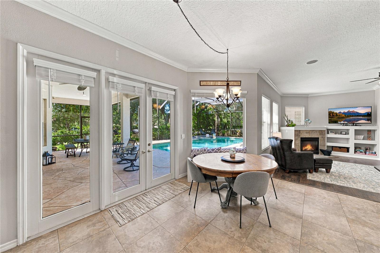 6010 KESTREL POINT AVENUE, Lithia, FL 33547