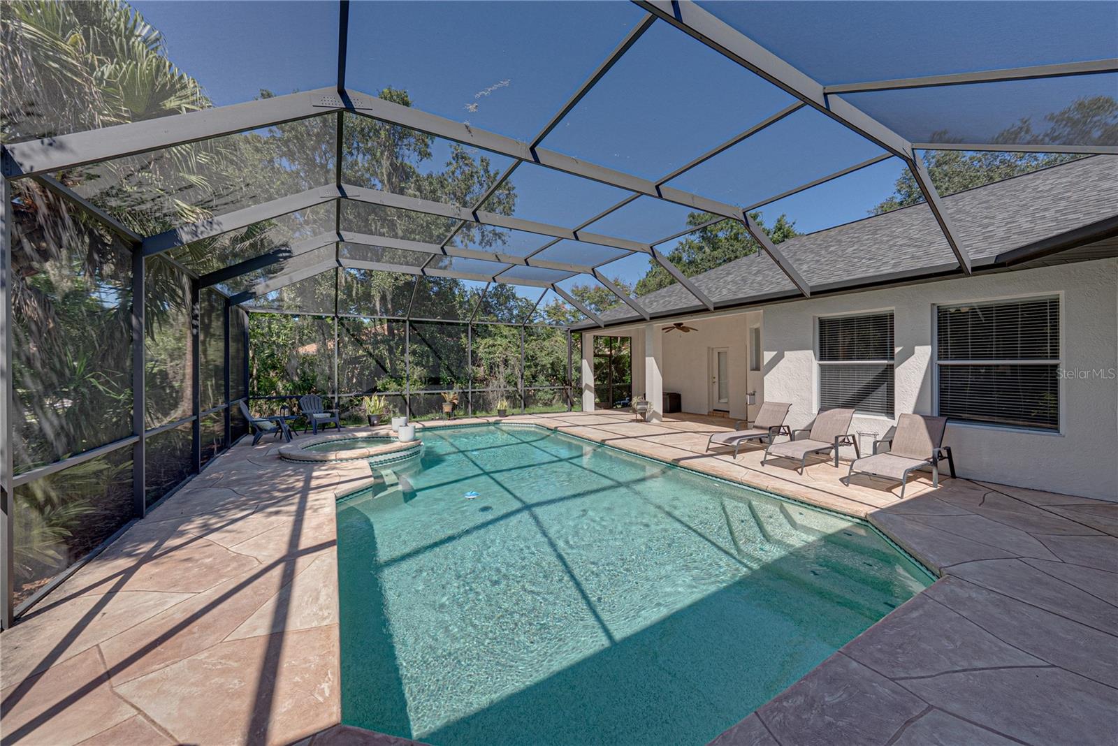 6010 KESTREL POINT AVENUE, Lithia, FL 33547