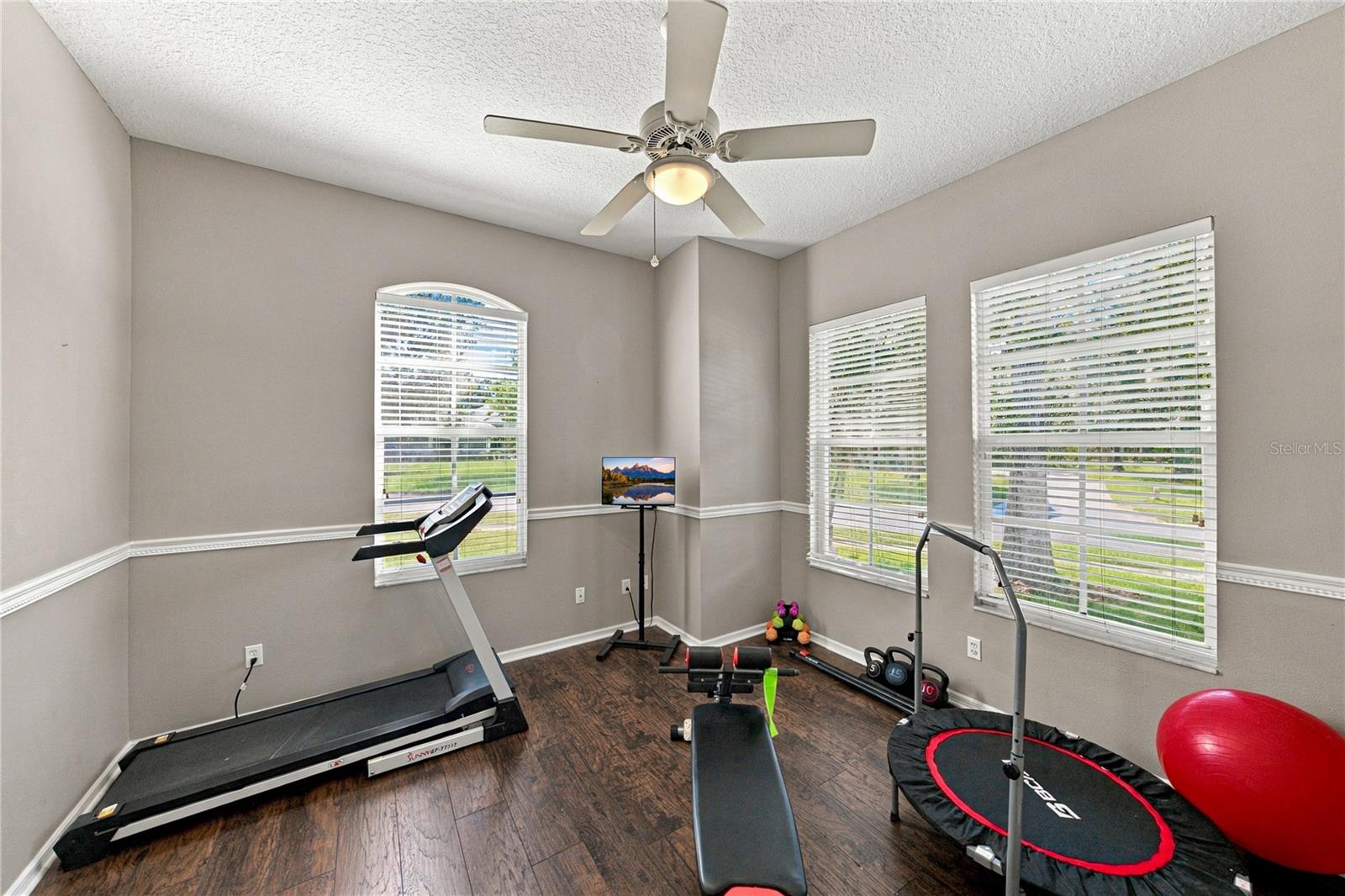 6010 KESTREL POINT AVENUE, Lithia, FL 33547