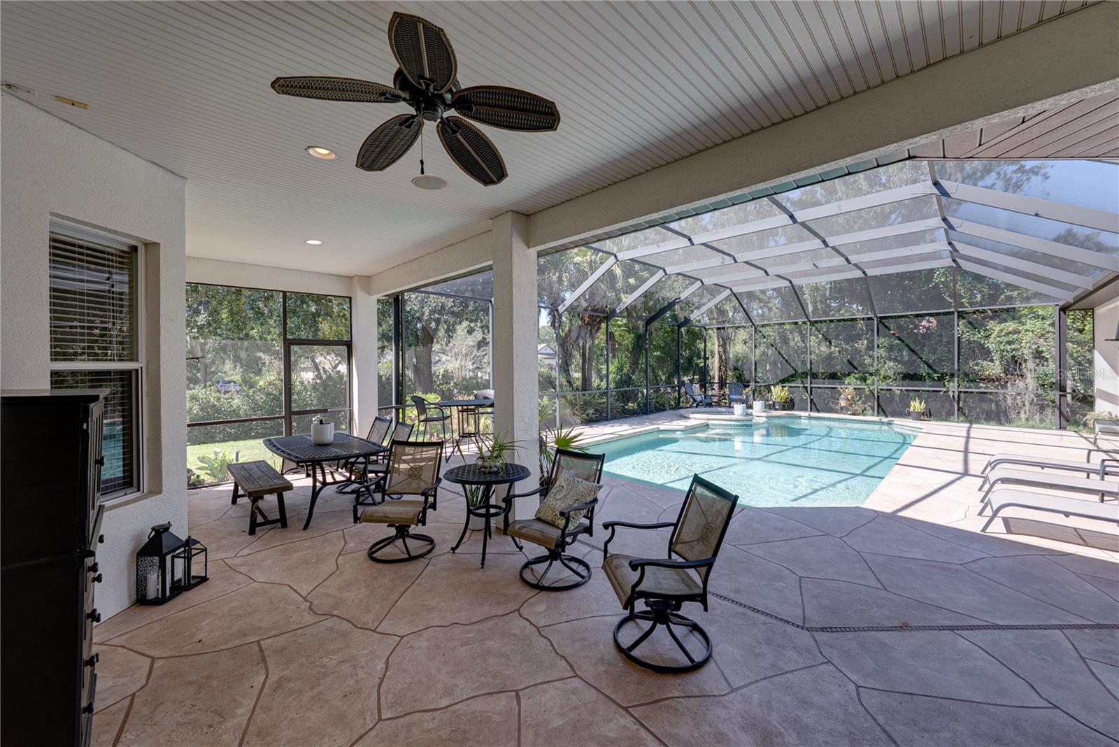 6010 KESTREL POINT AVENUE, Lithia, FL 33547