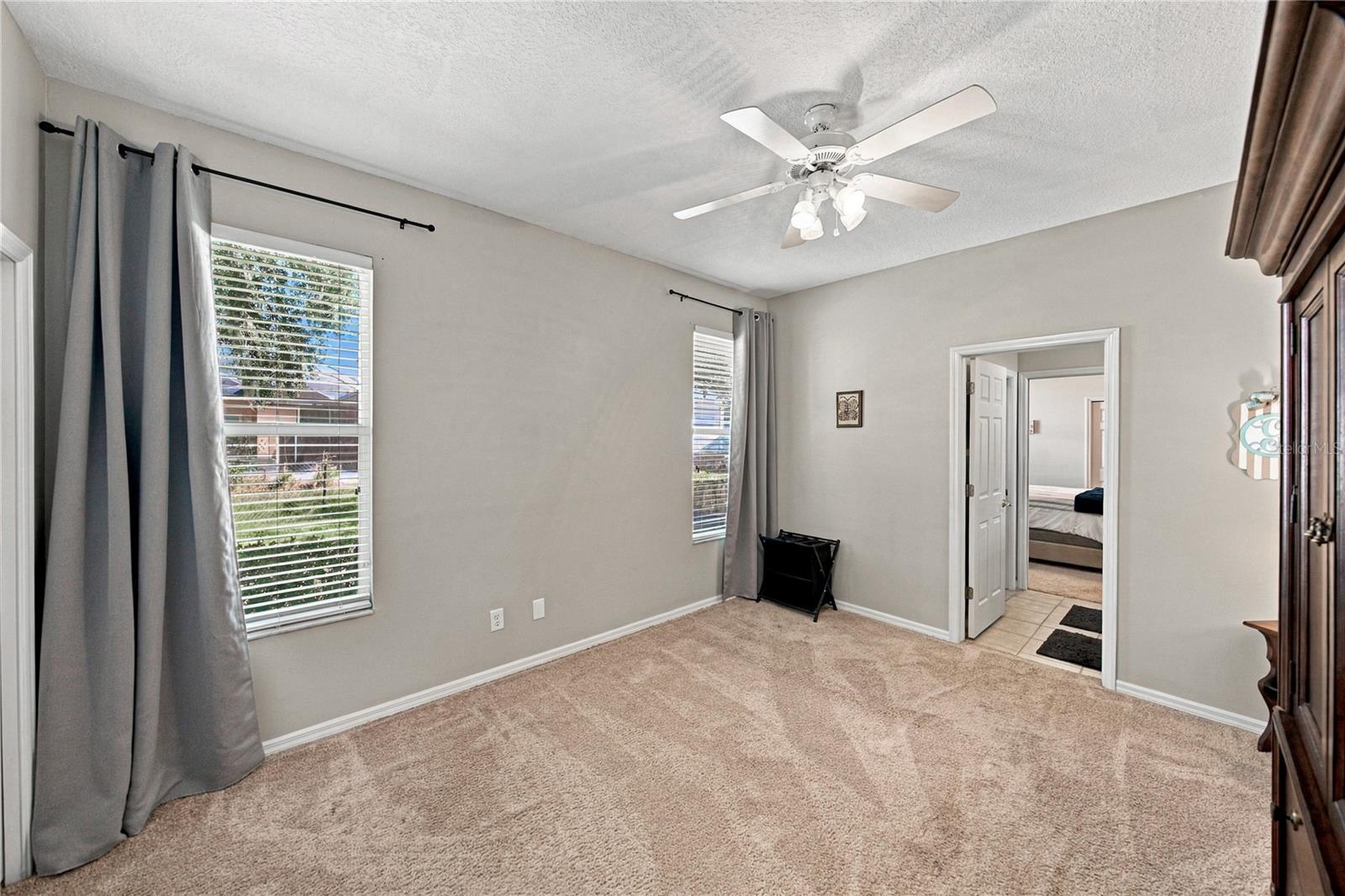 6010 KESTREL POINT AVENUE, Lithia, FL 33547