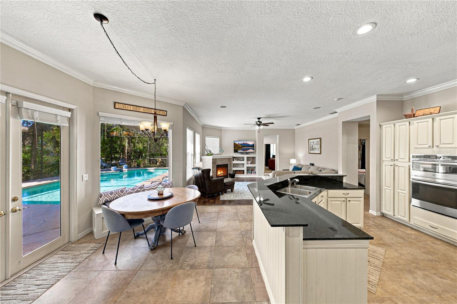 6010 KESTREL POINT AVENUE, Lithia, FL 33547