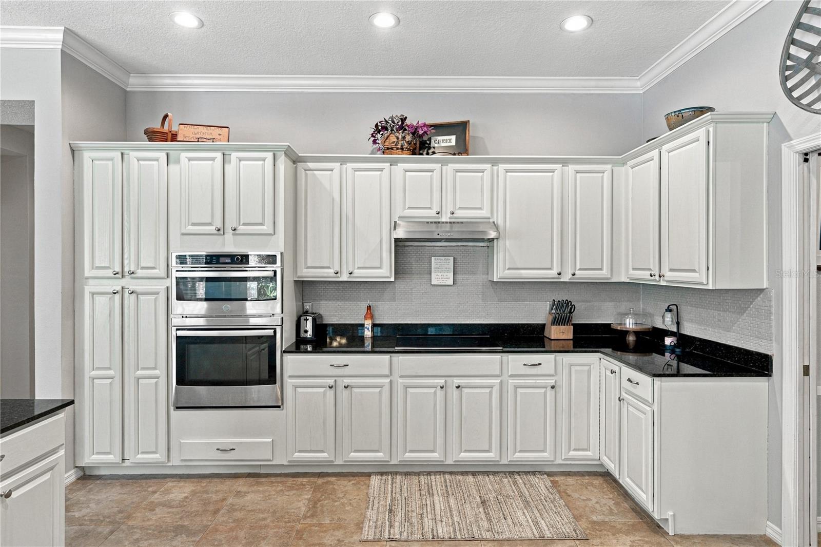 6010 KESTREL POINT AVENUE, Lithia, FL 33547
