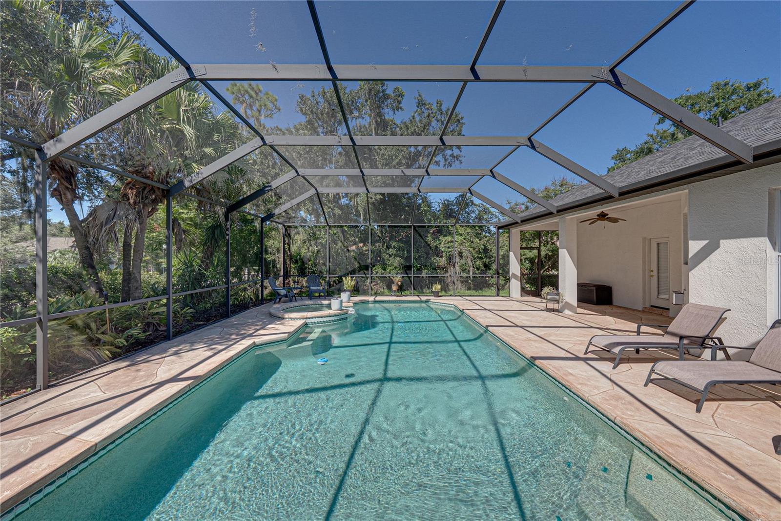 6010 KESTREL POINT AVENUE, Lithia, FL 33547
