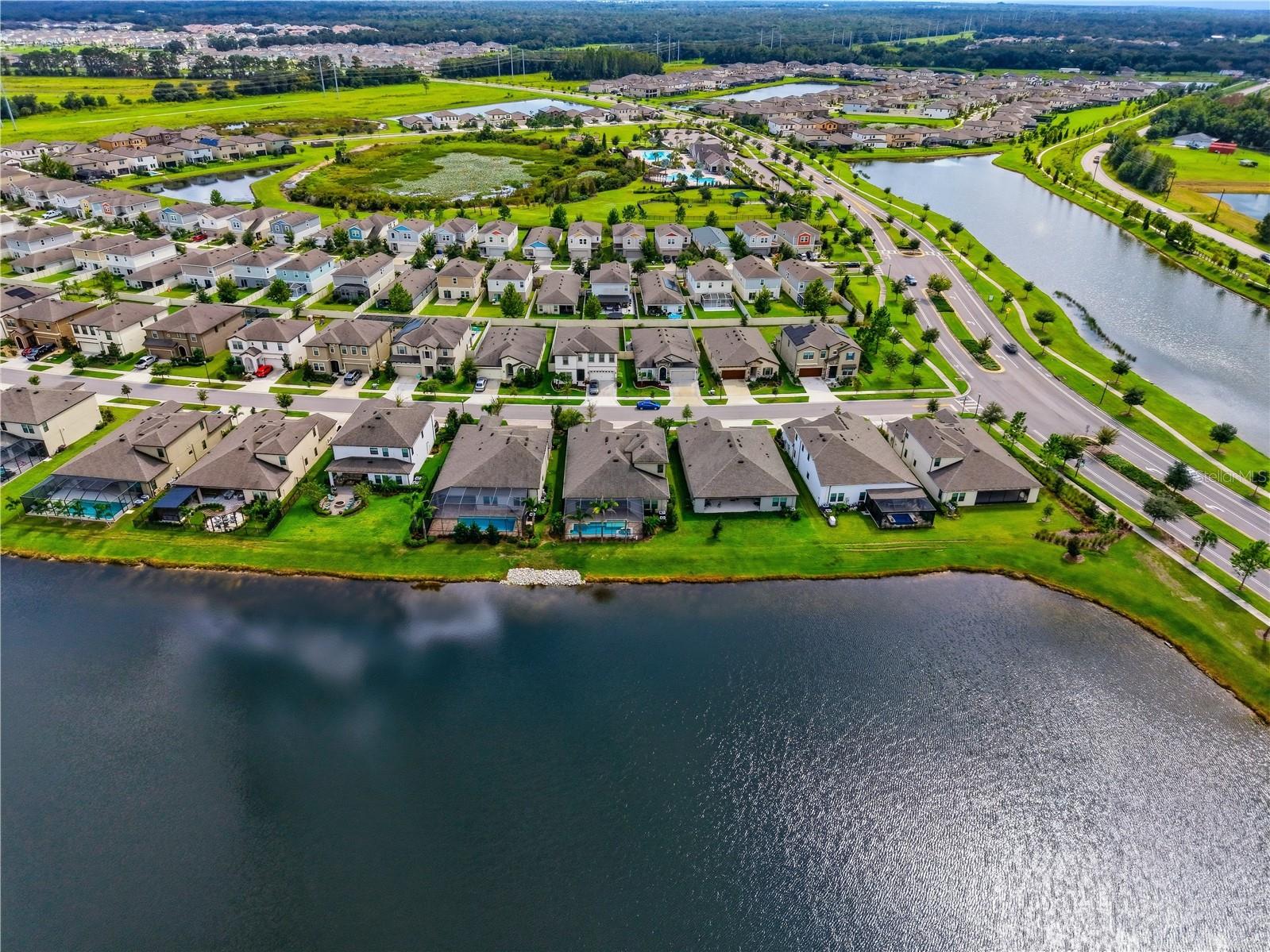 14608 RED CASTLE AVENUE, Lithia, FL 33547