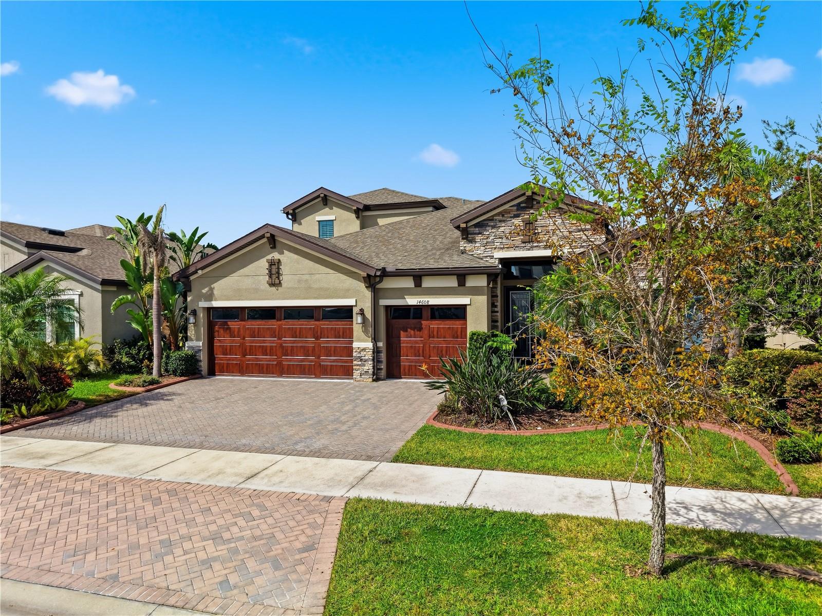 14608 RED CASTLE AVENUE, Lithia, FL 33547 14608 RED CASTLE AVENUE, Lithia, FL 33547