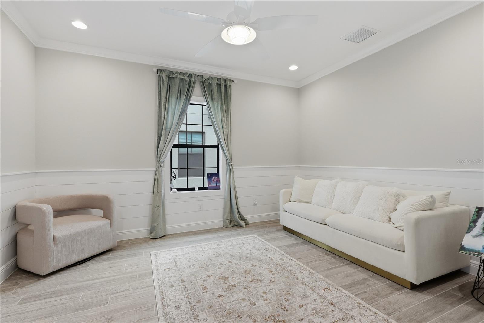 14608 RED CASTLE AVENUE, Lithia, FL 33547