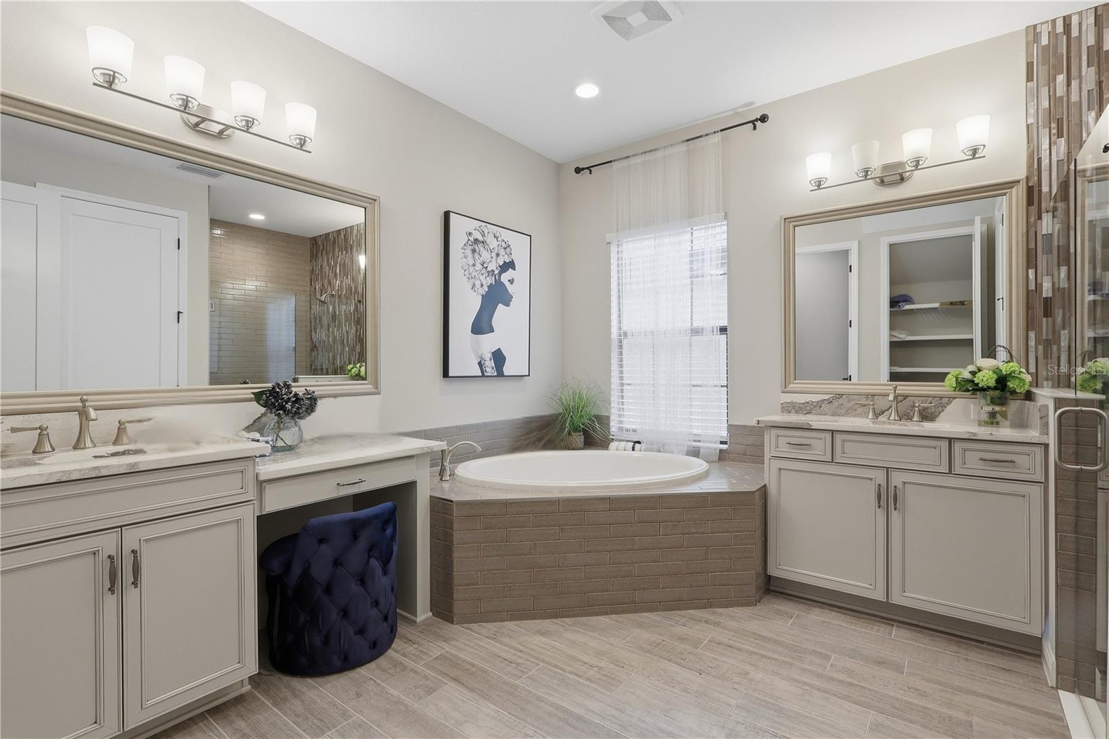 14608 RED CASTLE AVENUE, Lithia, FL 33547