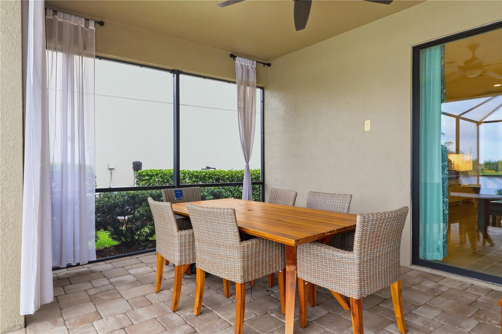 14608 RED CASTLE AVENUE, Lithia, FL 33547