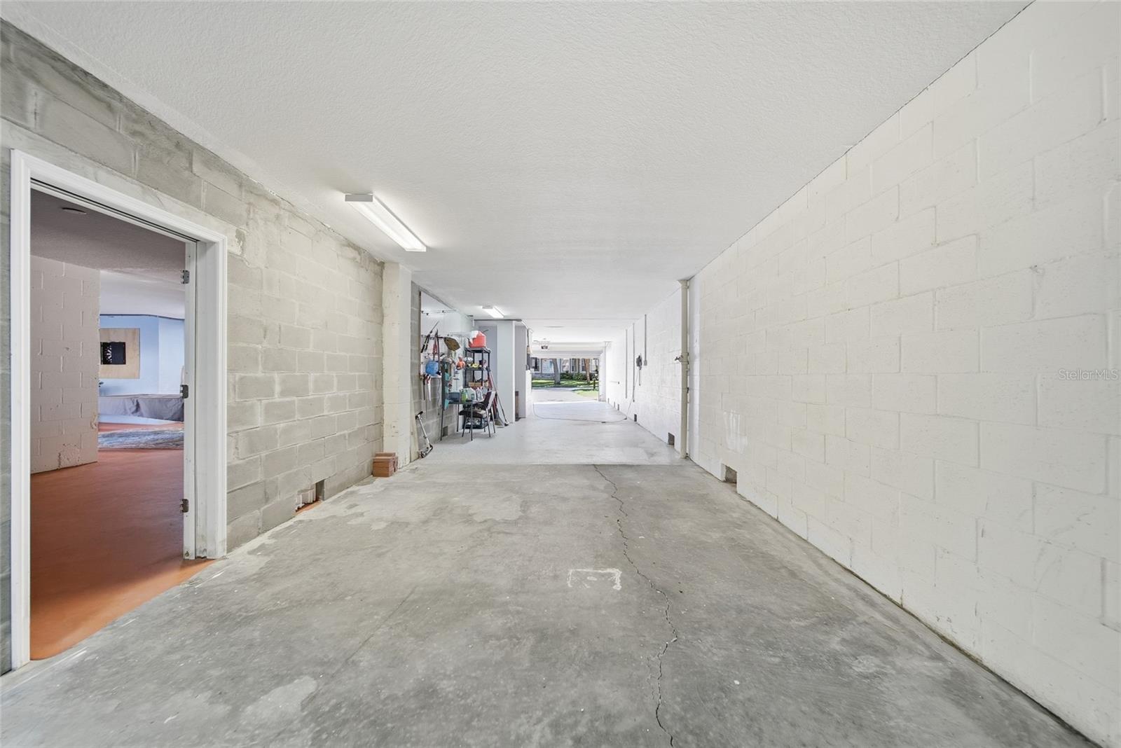 1212 CASTLE TERRACE, Tarpon Springs, FL 34689