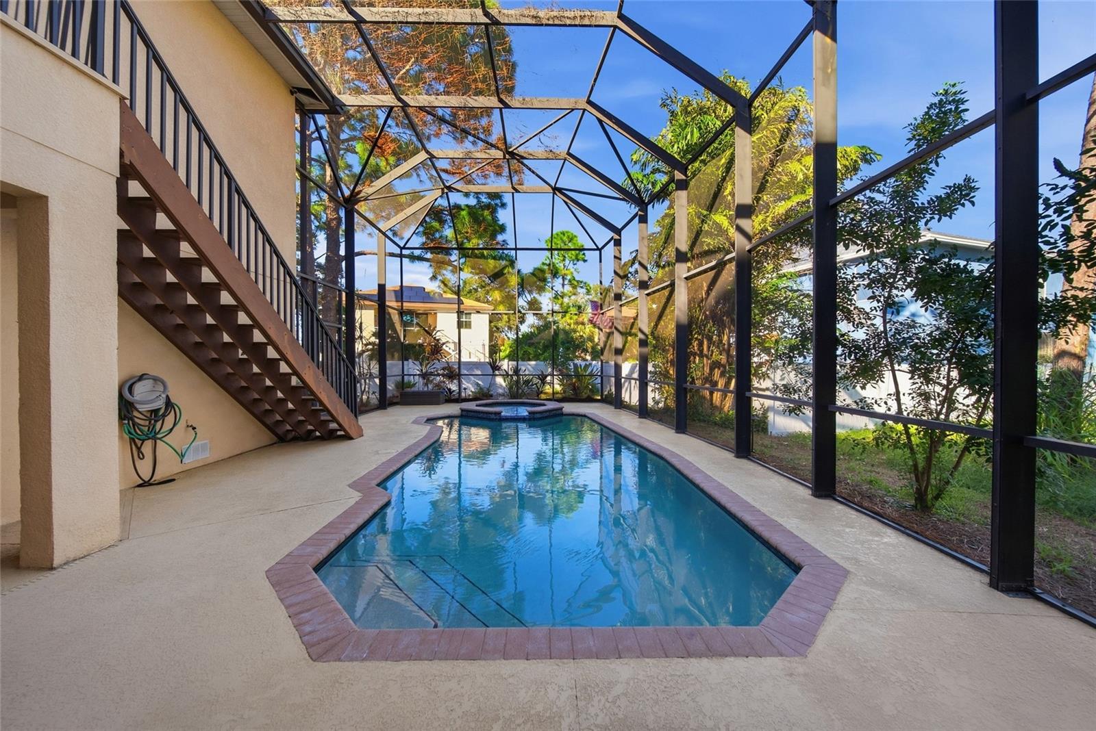 1212 CASTLE TERRACE, Tarpon Springs, FL 34689