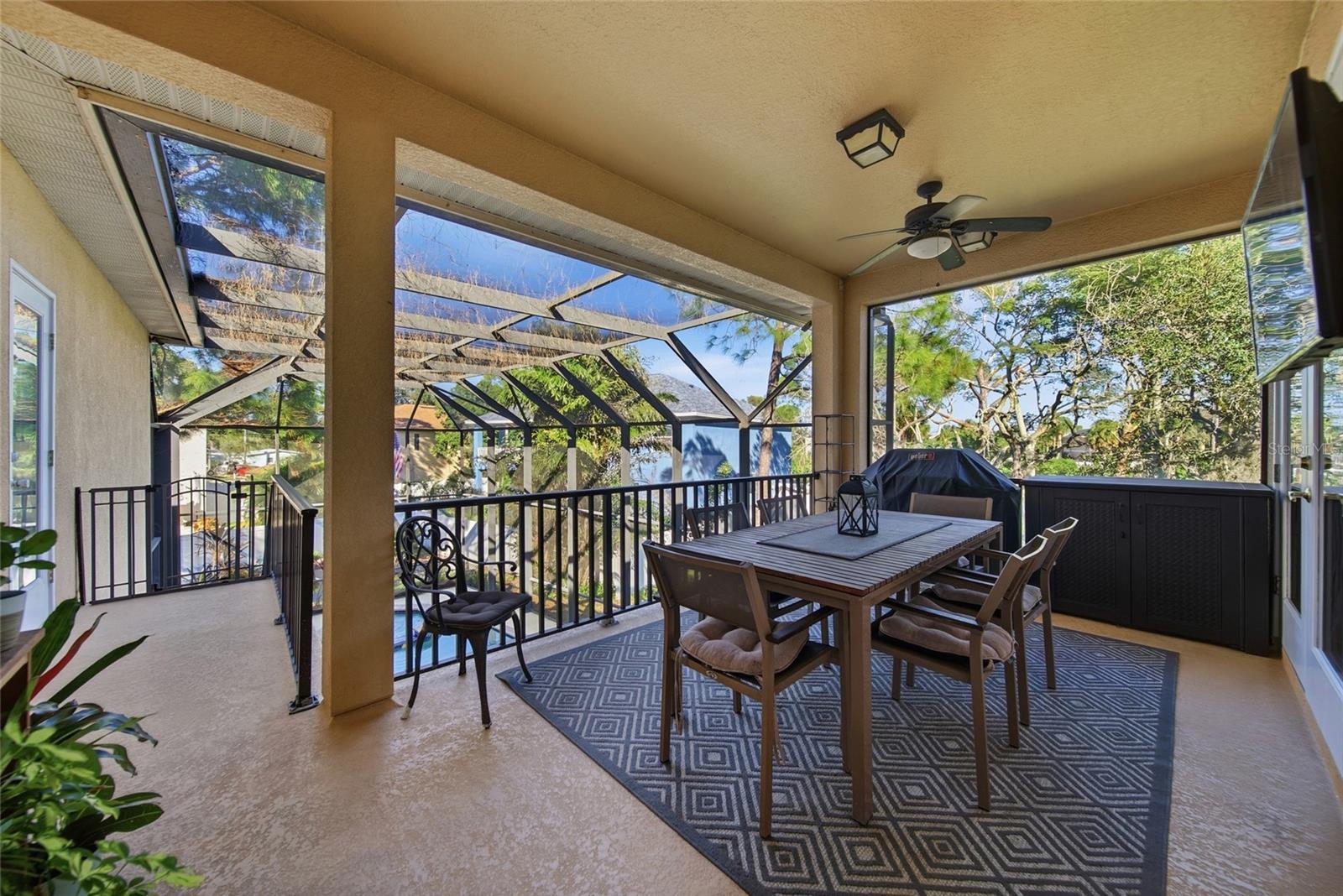 1212 CASTLE TERRACE, Tarpon Springs, FL 34689
