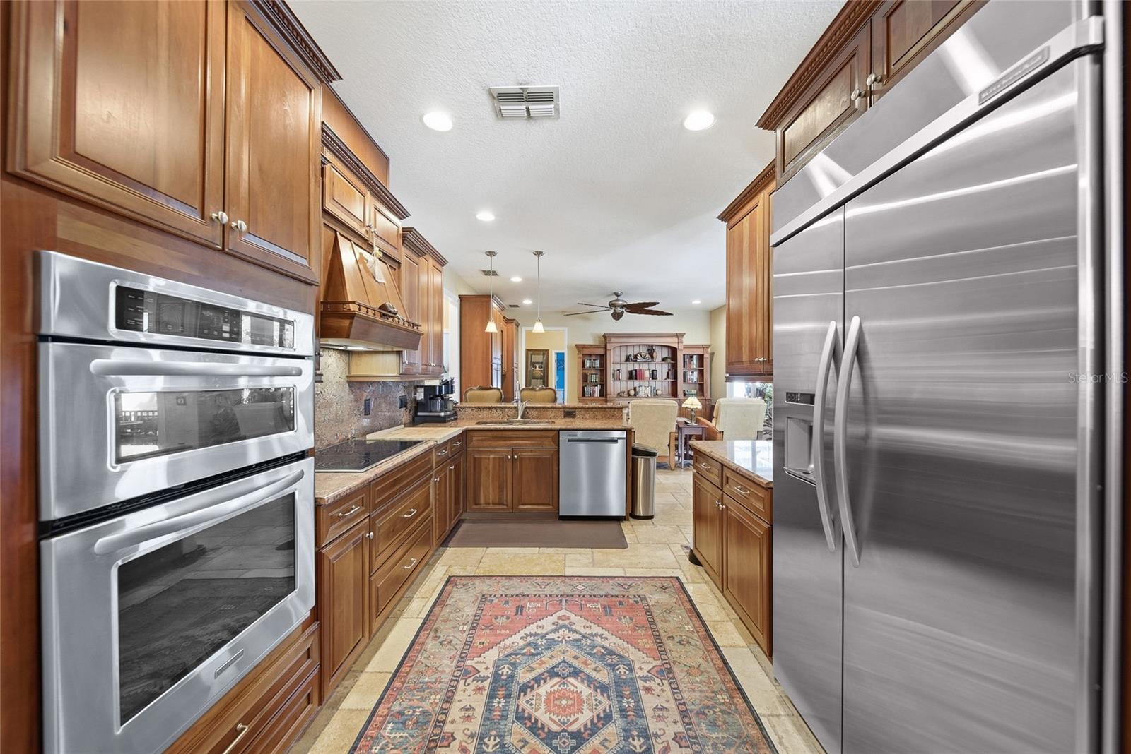 1212 CASTLE TERRACE, Tarpon Springs, FL 34689
