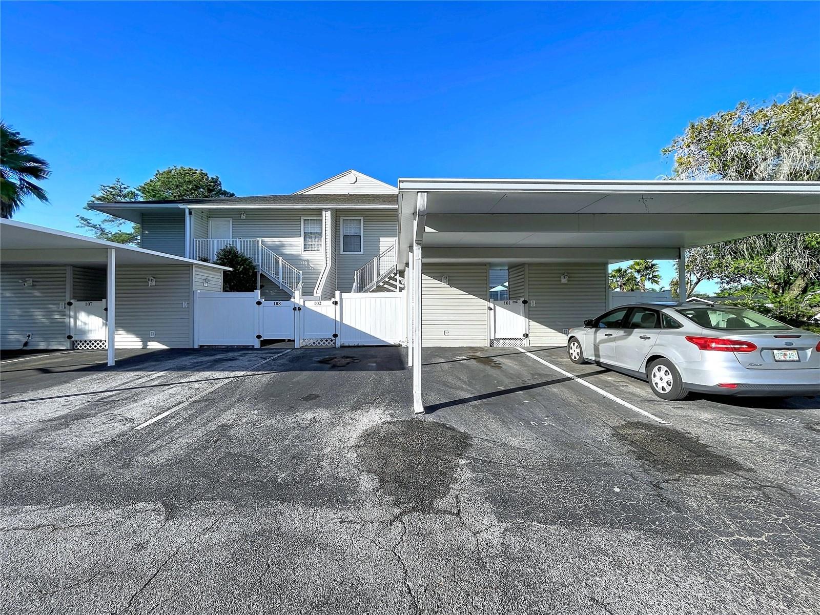 8350 SAVANNAH TRACE CIRCLE, #102, Tampa, FL 33615